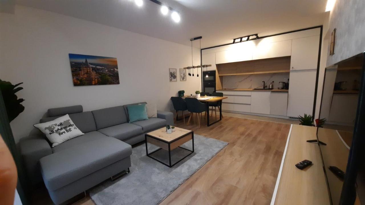 Bpr Space Grey Home With Balcony Βουδαπέστη Εξωτερικό φωτογραφία